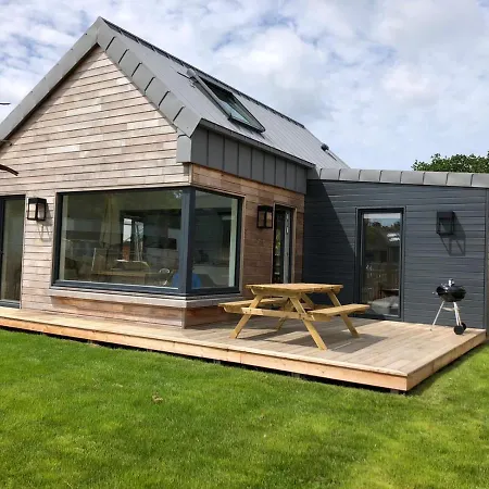 La Du Bout Du Monde Avec Mezzanine Pl04, Tevennec - Votre Maison De De Standing Crozon